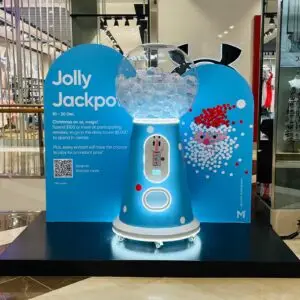 Giant gumball Machine hire Giant Gumball / Capsule Arcade Machine Hire